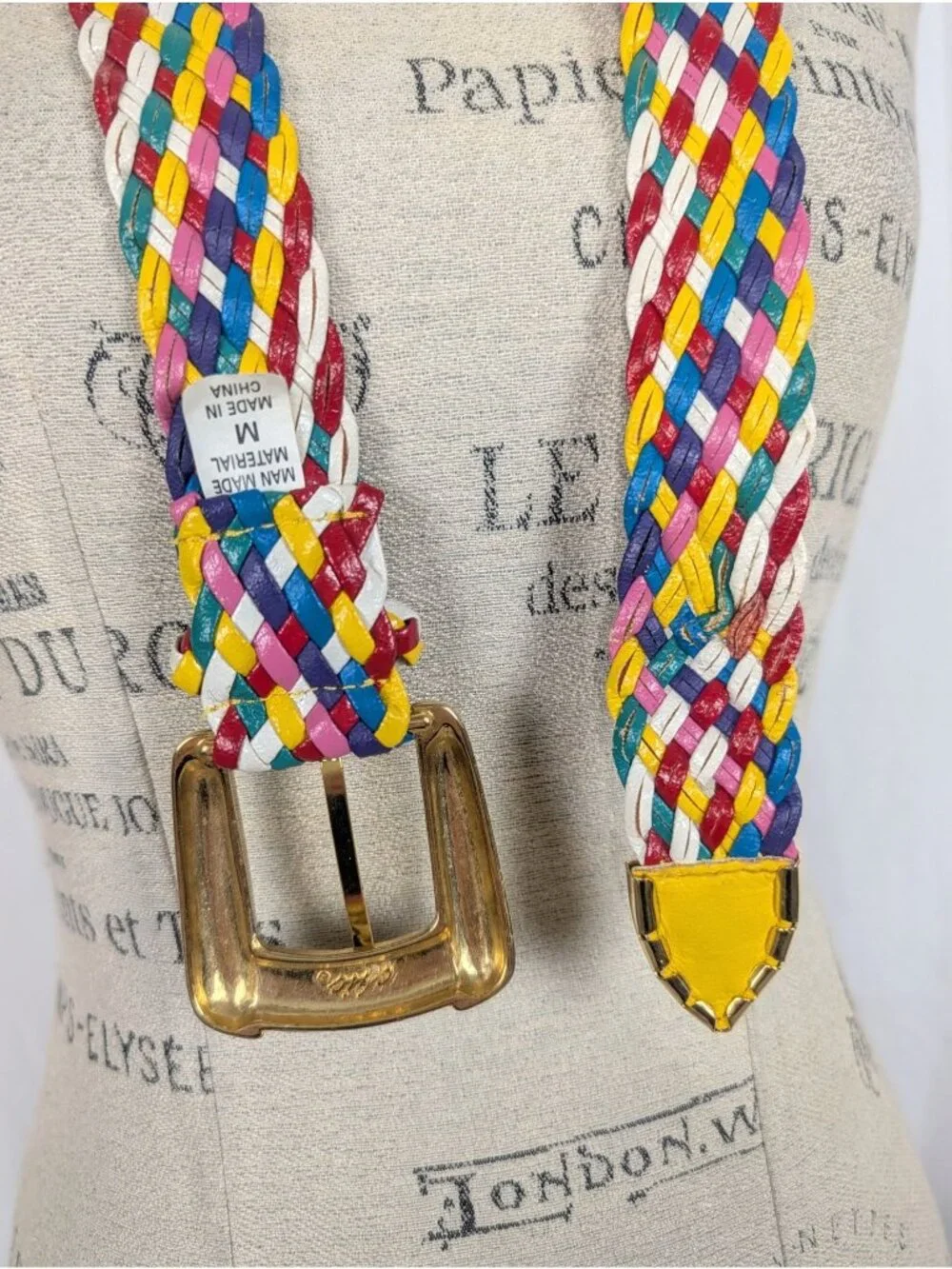 Vintage 90s Chic Braided Belt Medium Color Gold Buckle